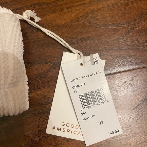 NWT Good American Ribbed Bandeau Swim Top Size 1/2 - Picture 4 of 4